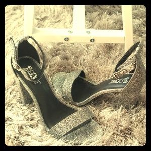 Women shoes